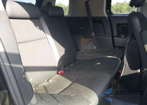 2007 Toyota Fj Cruiser from USA, damaged, VIN JTEBU11F570020014